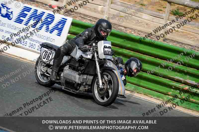 Vintage motorcycle club;eventdigitalimages;mallory park;mallory park trackday photographs;no limits trackdays;peter wileman photography;trackday digital images;trackday photos;vmcc festival 1000 bikes photographs
